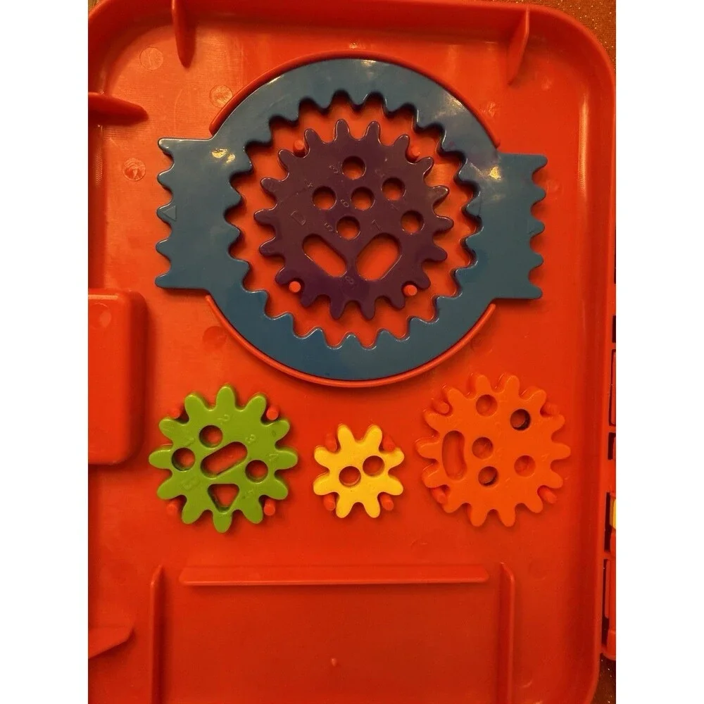 Vintage Kahootz Spirograph Jr Drawing Set Complete Gears Case Preschool Art Toy